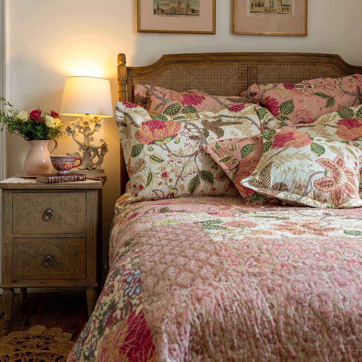 Forever England Constance Soft Pink Patchwork Bedspread One Size